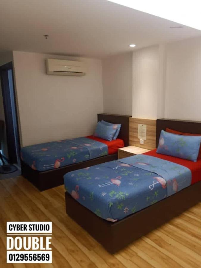 Cyber Studio Apartment Kota Bharu Exteriör bild